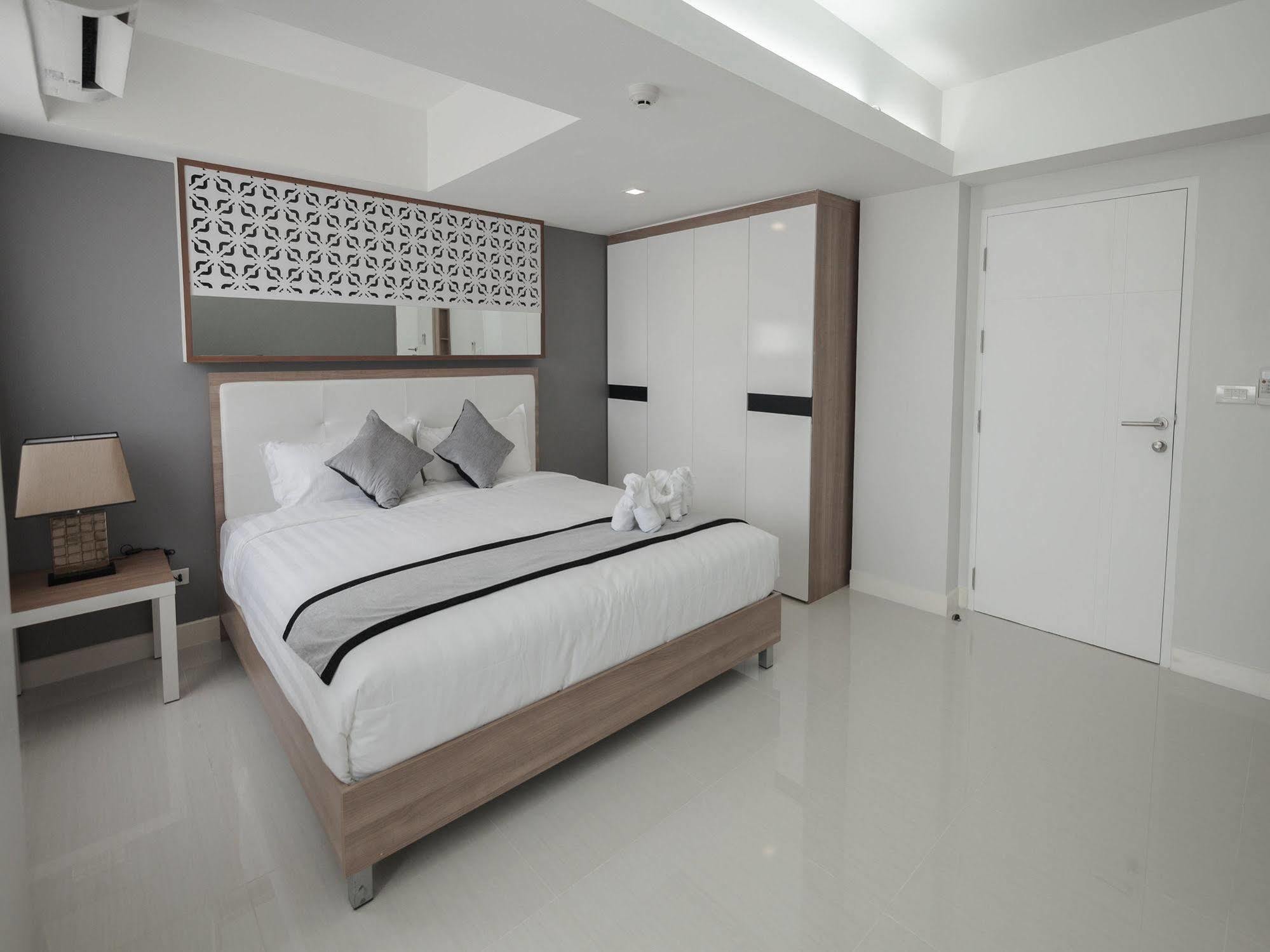 Racha Residence Si Racha Buitenkant foto